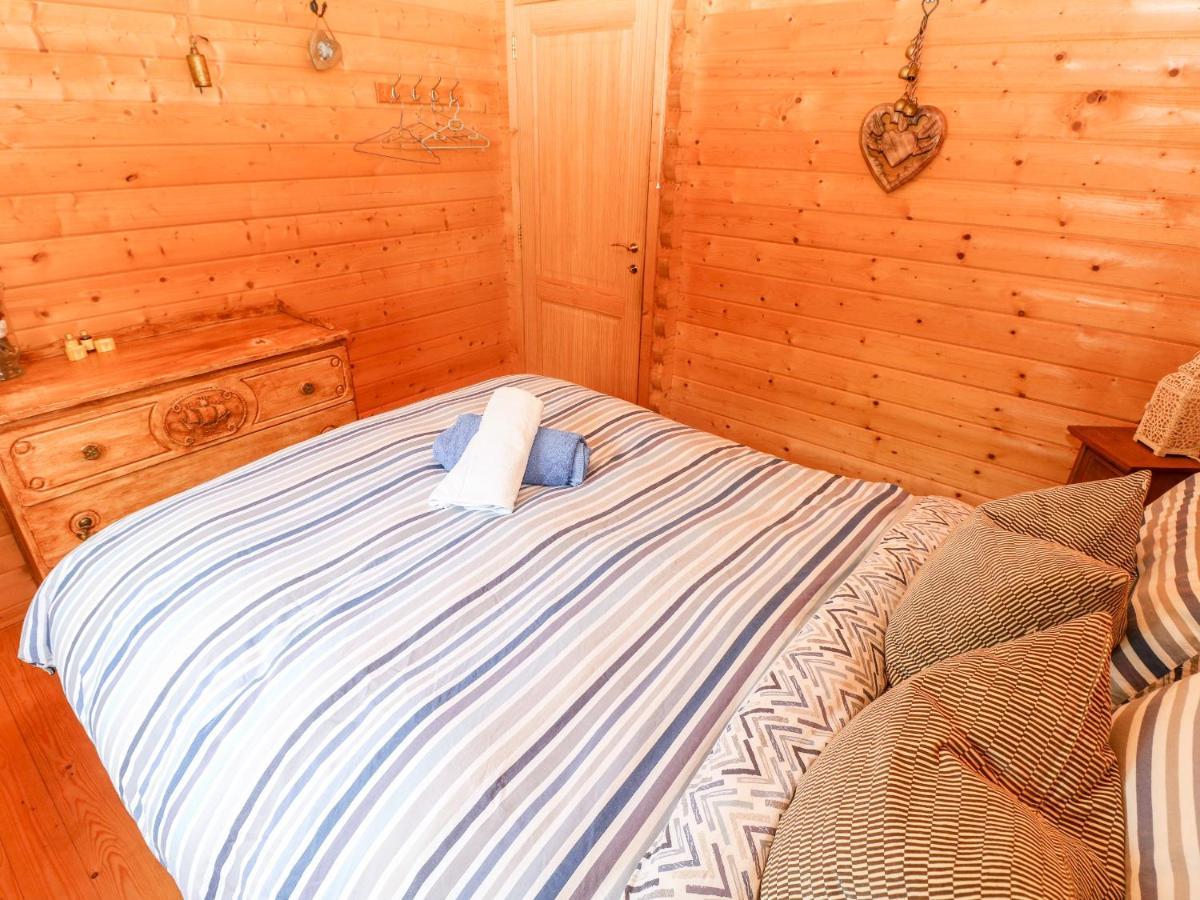 The Beach Shack Carmarthen Extérieur photo