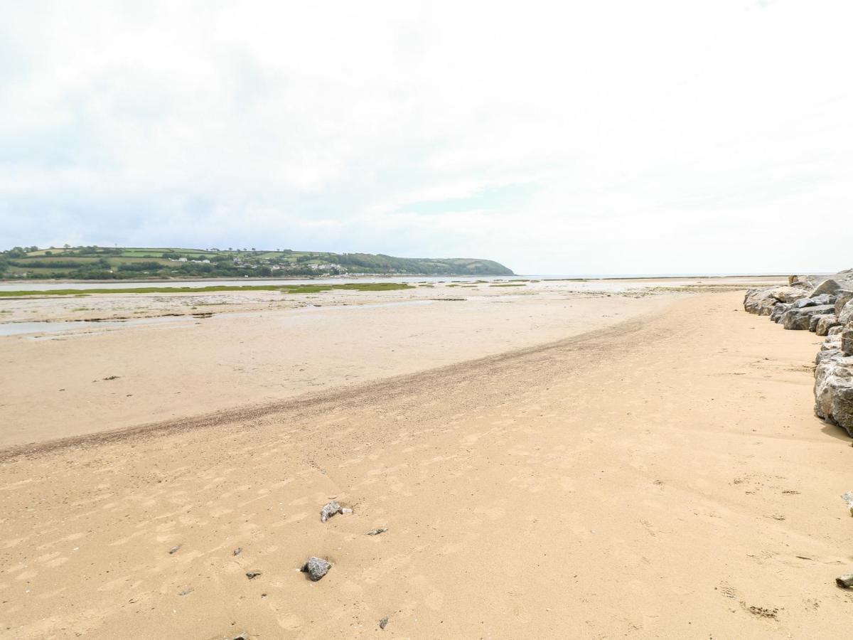 The Beach Shack Carmarthen Extérieur photo